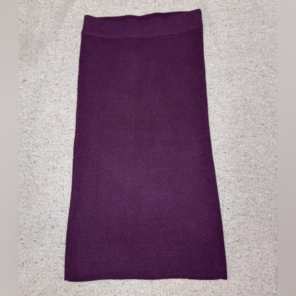 Plum knit midi skirt, never worn.